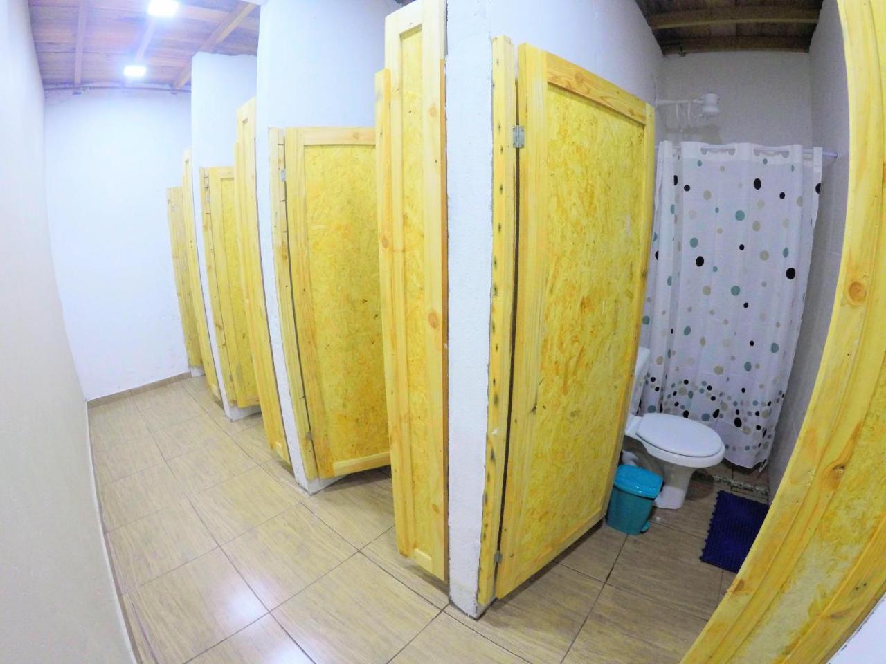 Hostel Da Milla Presidente Figueiredo Exterior photo