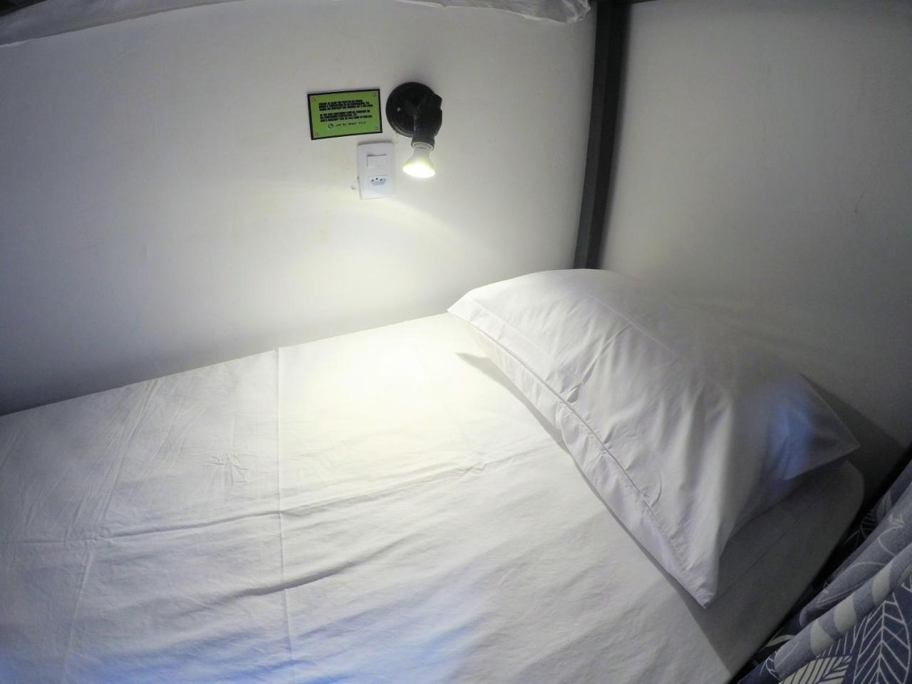 Hostel Da Milla Presidente Figueiredo Exterior photo