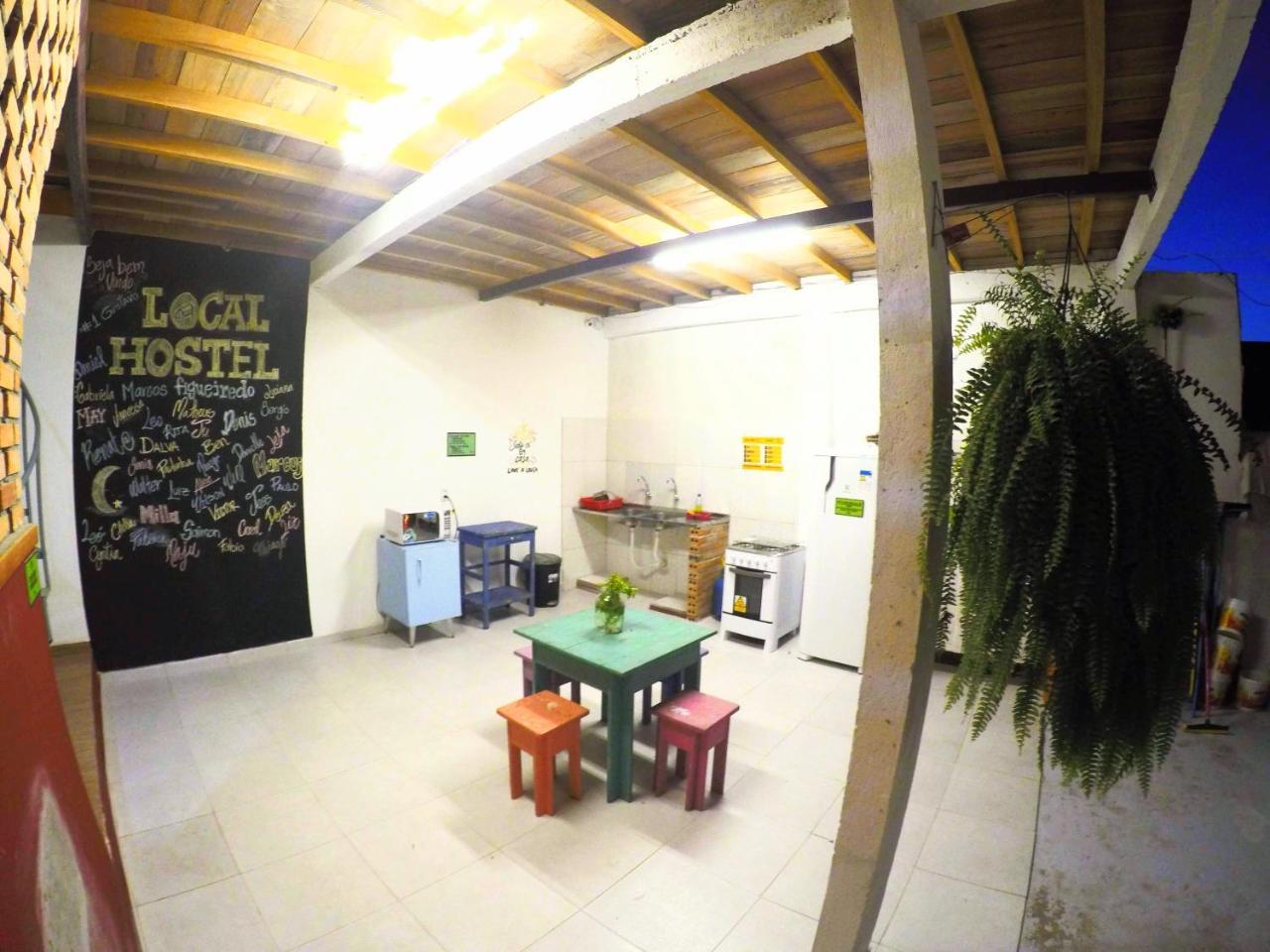 Hostel Da Milla Presidente Figueiredo Exterior photo